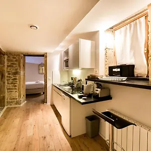 la-suite-bibliothque-fully-equipped-appartment-in-vieux.hotels-rhonealpes.com/
